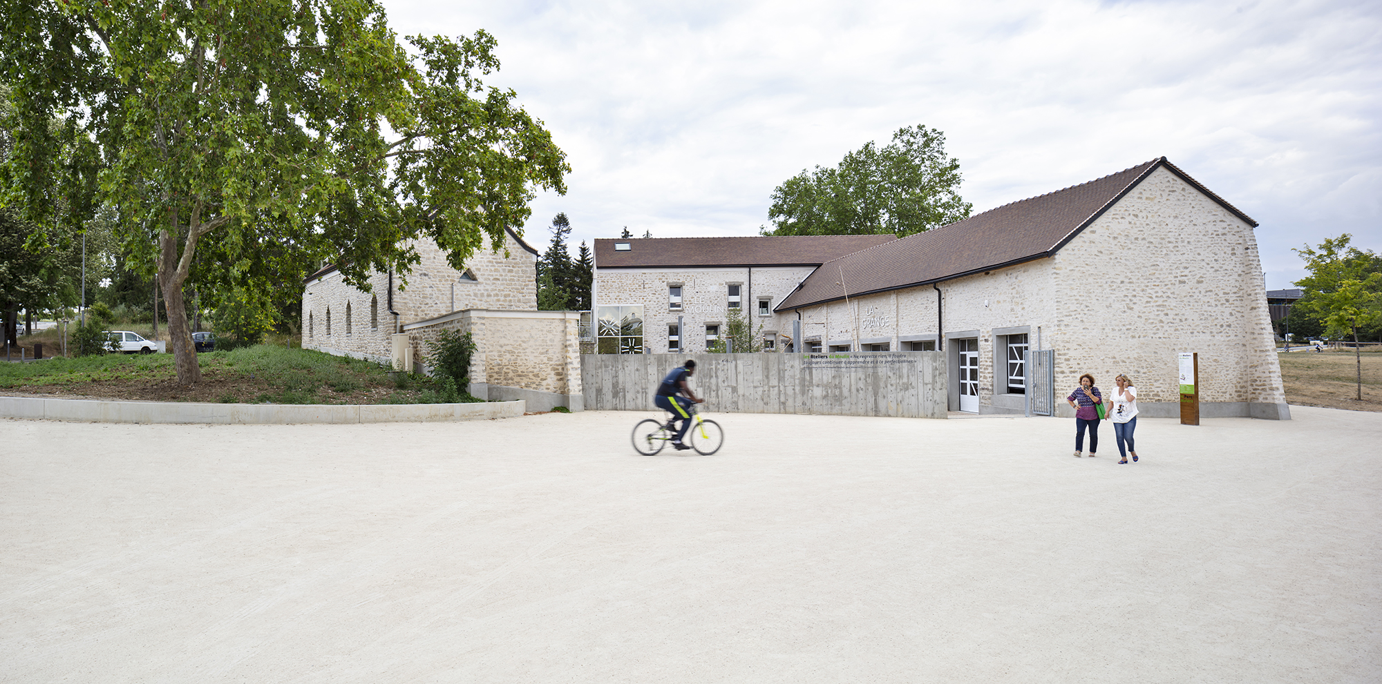 LES MUREAUX16vue ouest THINK TANK architecture